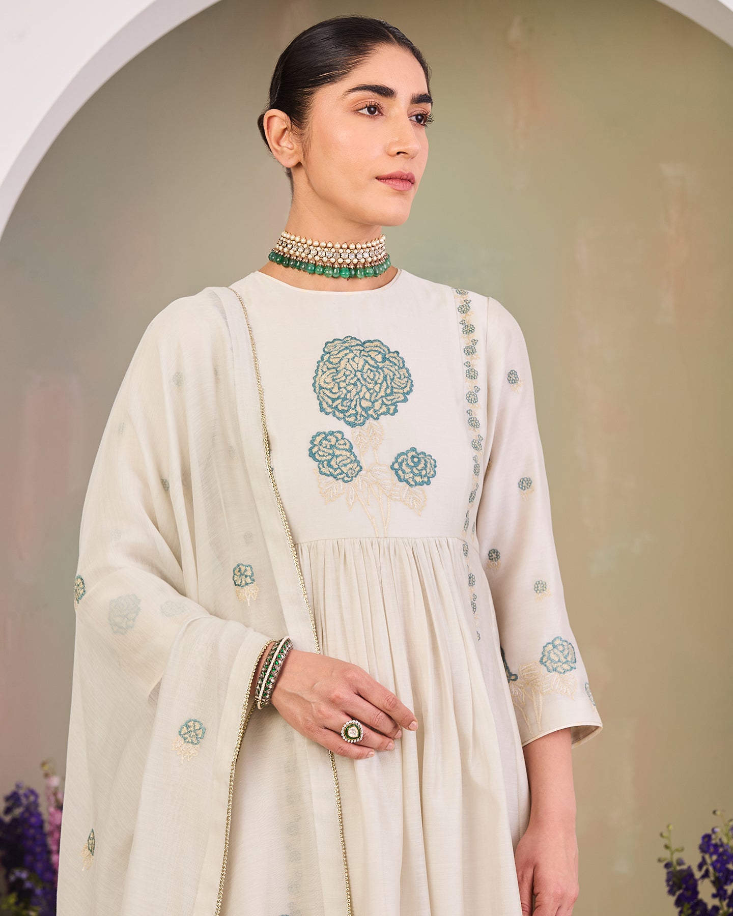 avisha long anarkali set