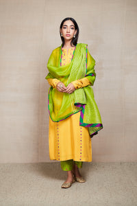 Maushmi Kurta Set