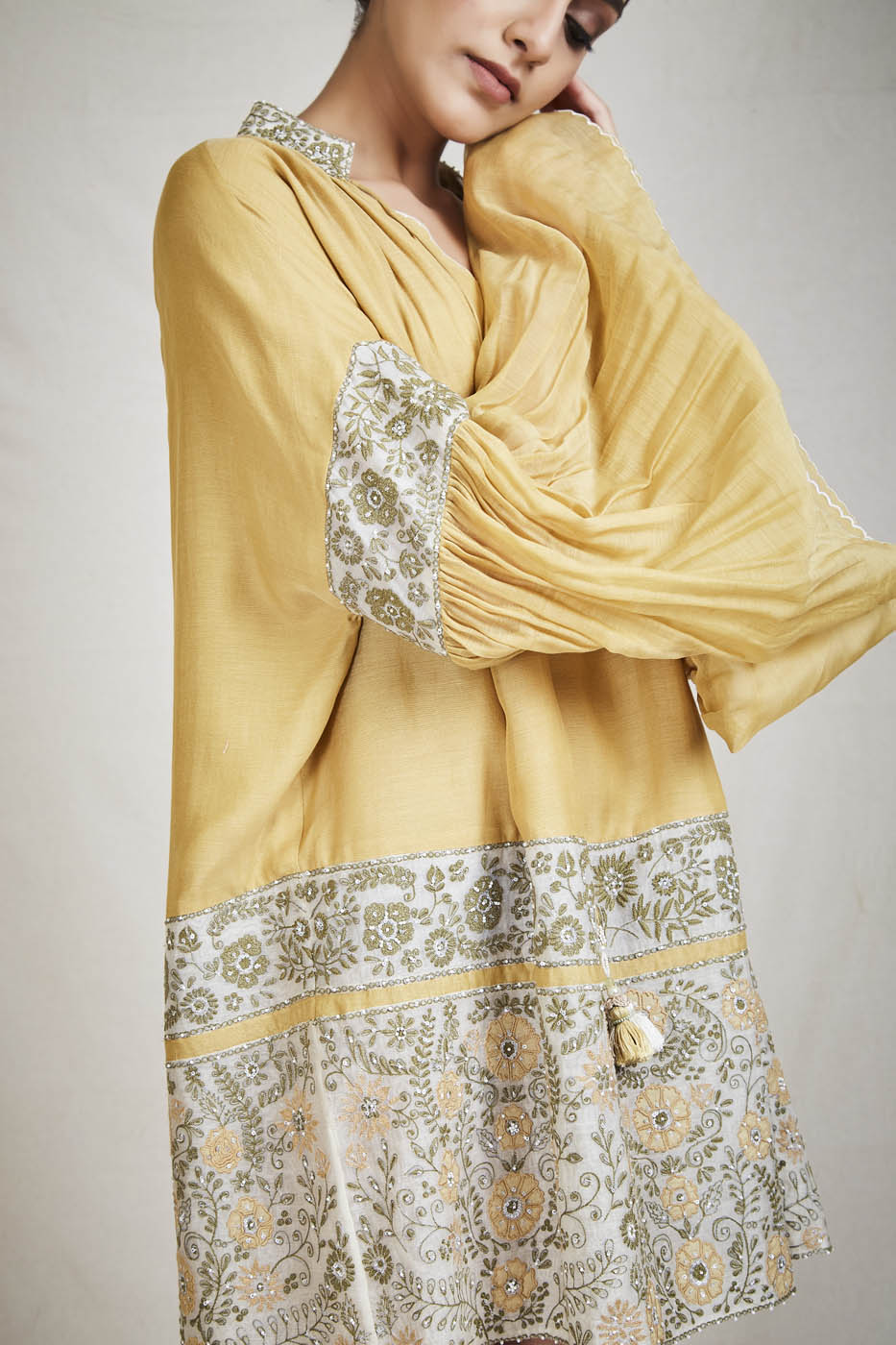 Nabila Tunic