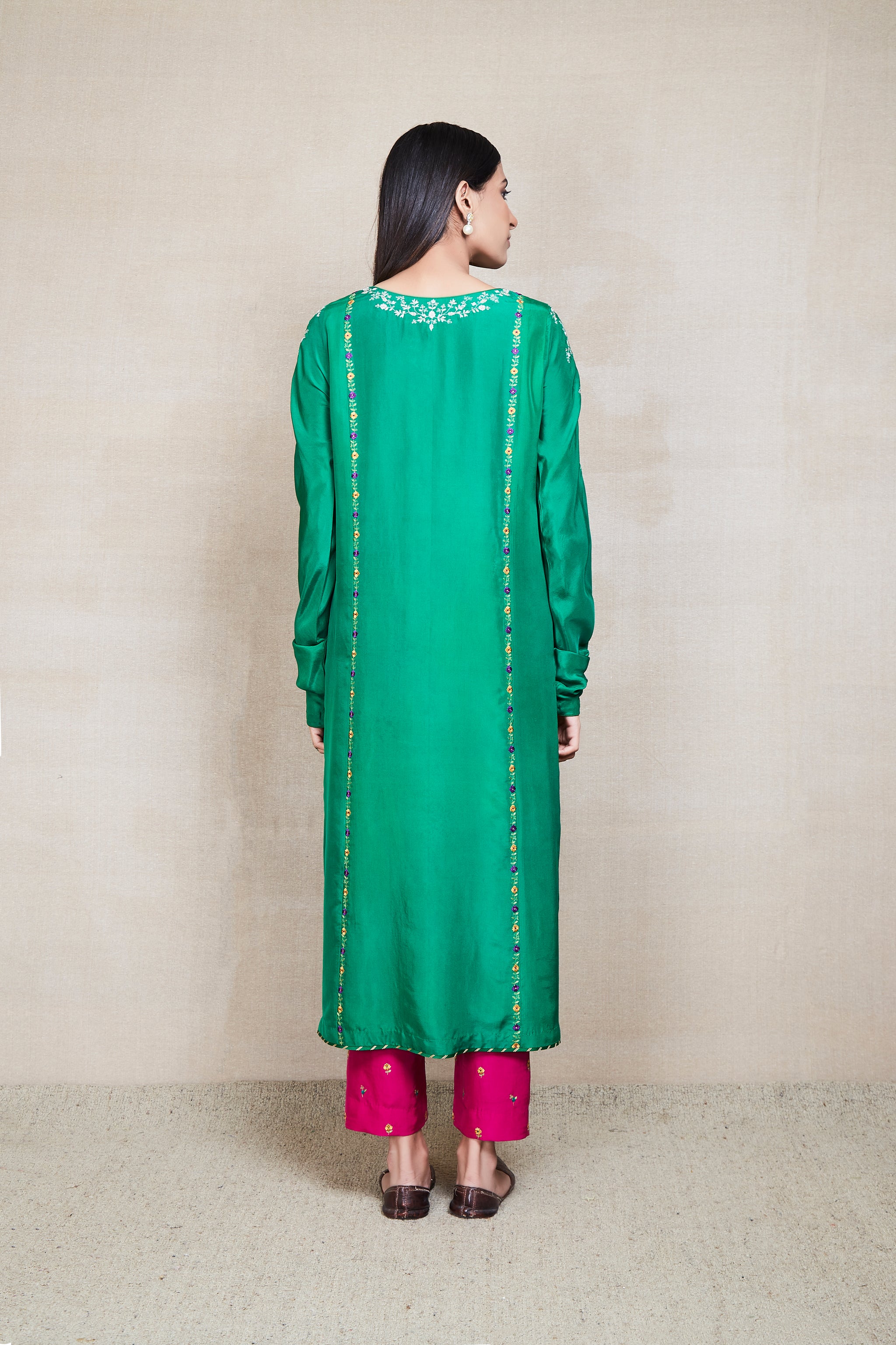 Maushmi Dark Green