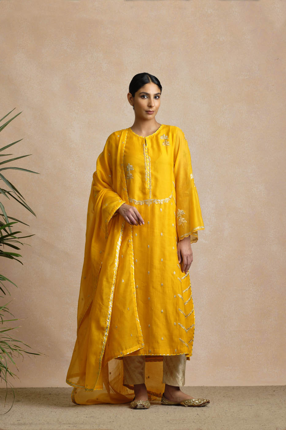 Dyathi Kurta Set