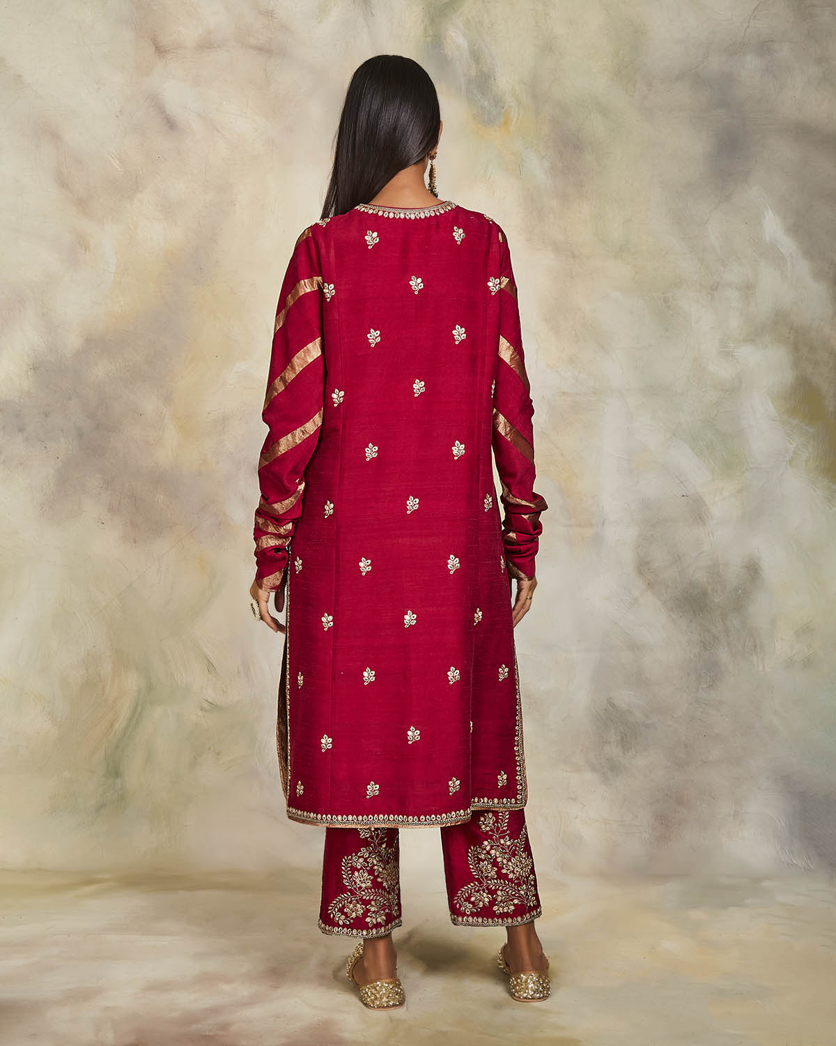 Jhilmil Suit