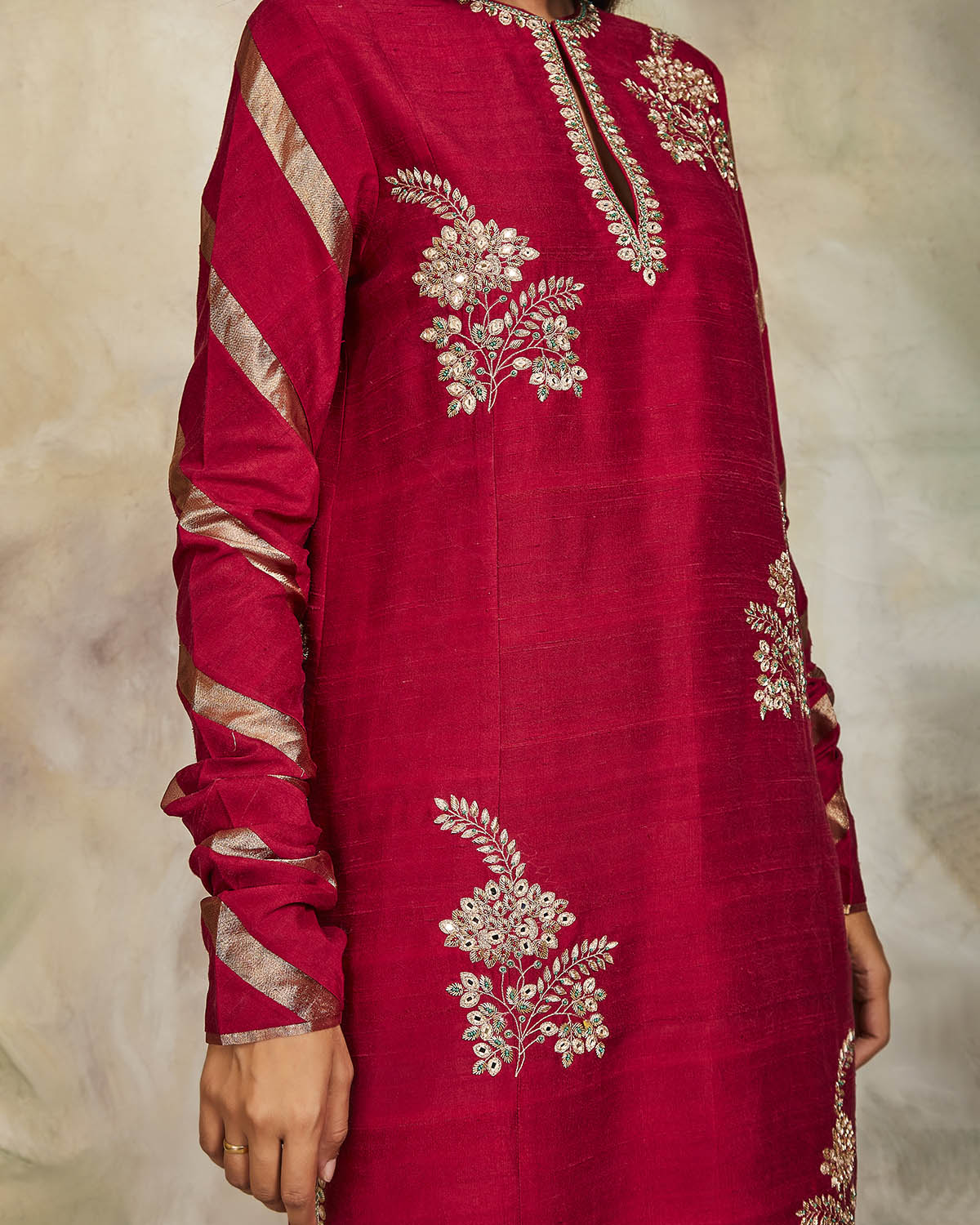 Jhilmil Suit